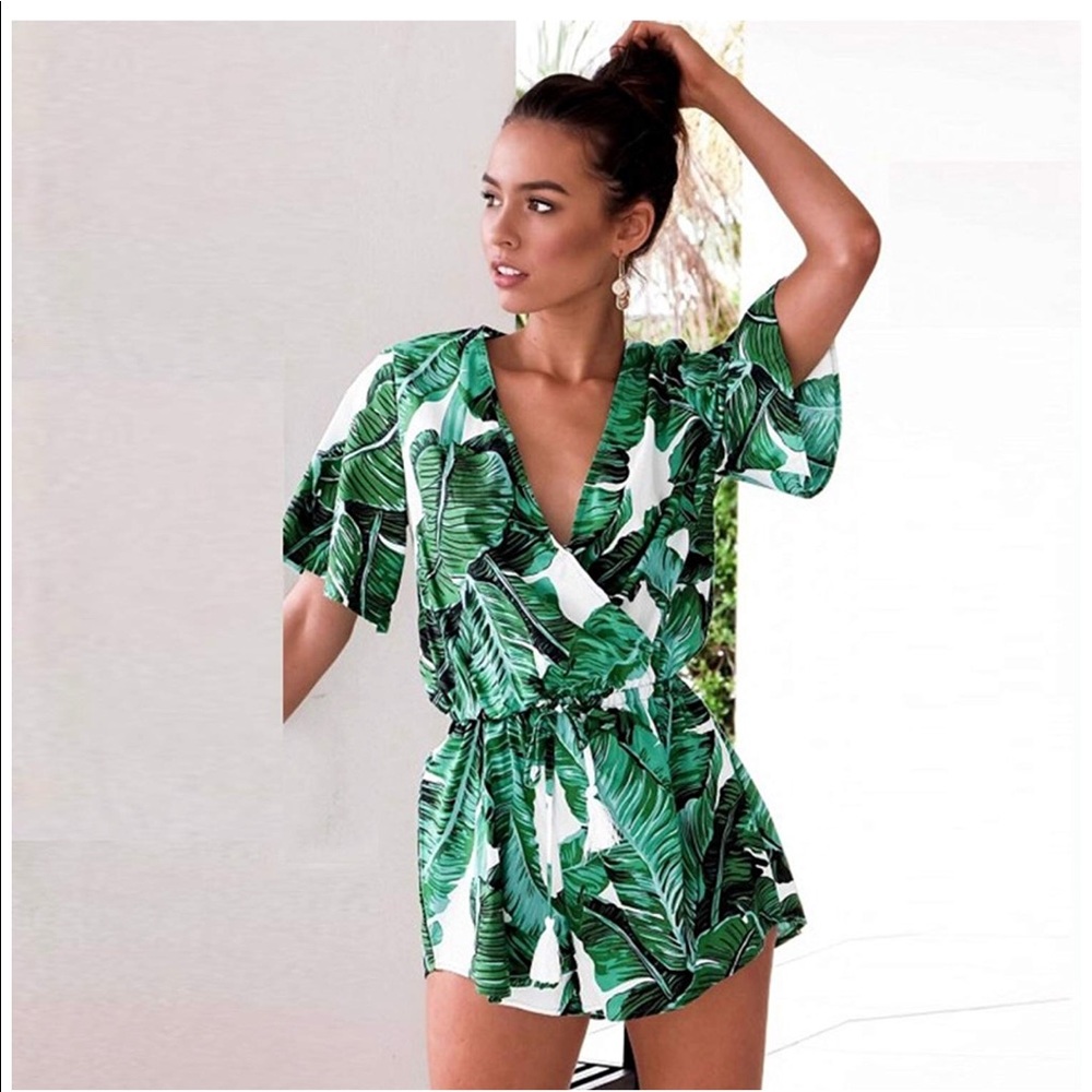 Palm kimono sleeve romper 🌴